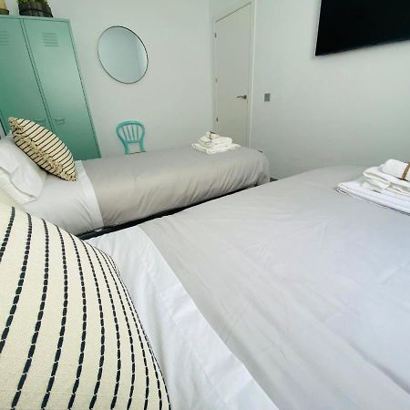 Bonito Apartamento De 2 Habitaciones Con Terraza Málaga Exterior foto